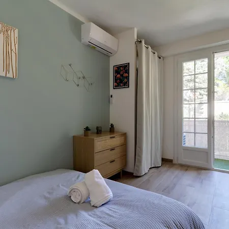 Apartment 016- T2 Tropisme, 1 Chambre,clim,wifi,parking