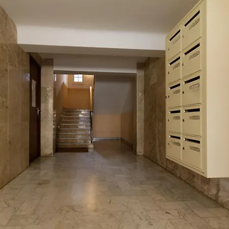 016- T2 Tropisme, 1 Chambre,clim,wifi,parking *