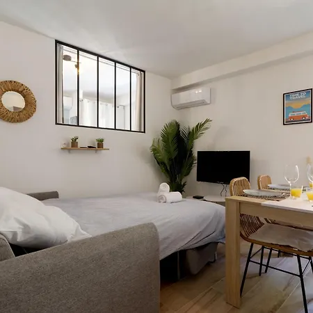 Apartment 016- T2 Tropisme, 1 Chambre,clim,wifi,parking