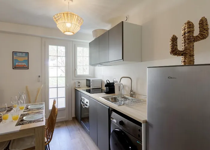 016- T2 Tropisme, 1 Chambre,clim,wifi,parking