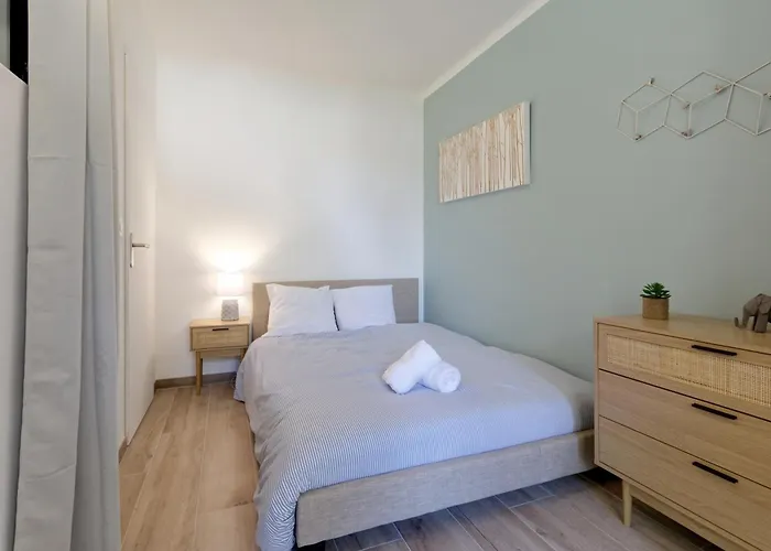 016- T2 Tropisme, 1 Chambre,clim,wifi,parking Apartmán